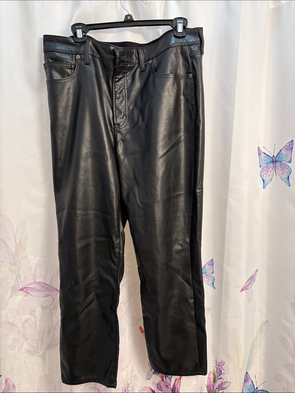 GAP Women’s 16S Black Straight Faux Leather Jeans
